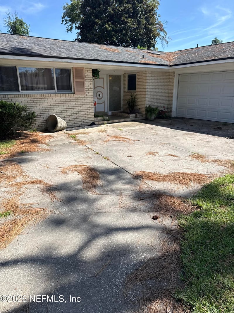 7245 Sandy Bluff Dr, Jacksonville, FL 32277