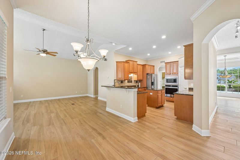 725 Piney Pl, Jacksonville, FL 32259