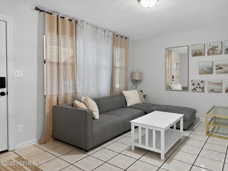 7252 Old Kings Rd S, Jacksonville, FL 32217