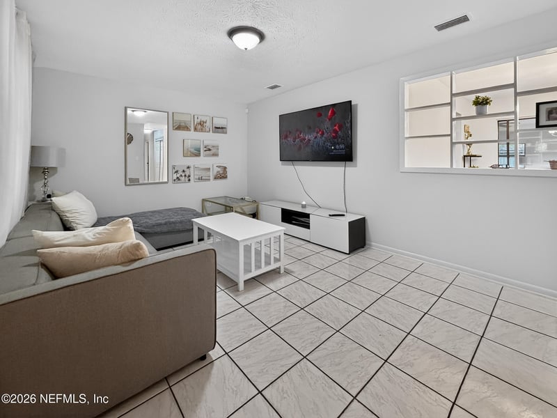 7252 Old Kings Rd S, Jacksonville, FL 32217