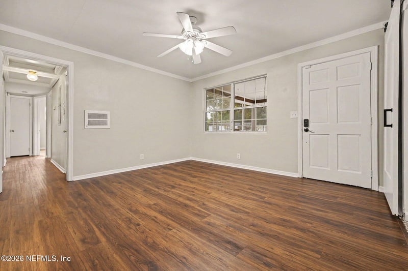 7257 Elvia Dr, Jacksonville, FL 32211
