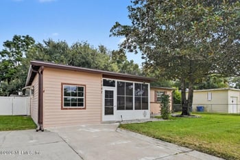 7257 Elvia Dr, Jacksonville, FL 32211