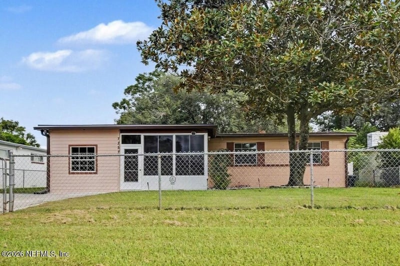 7257 Elvia Dr, Jacksonville, FL 32211