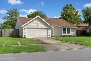7260 Eagles Perch Dr, Jacksonville, FL 32244