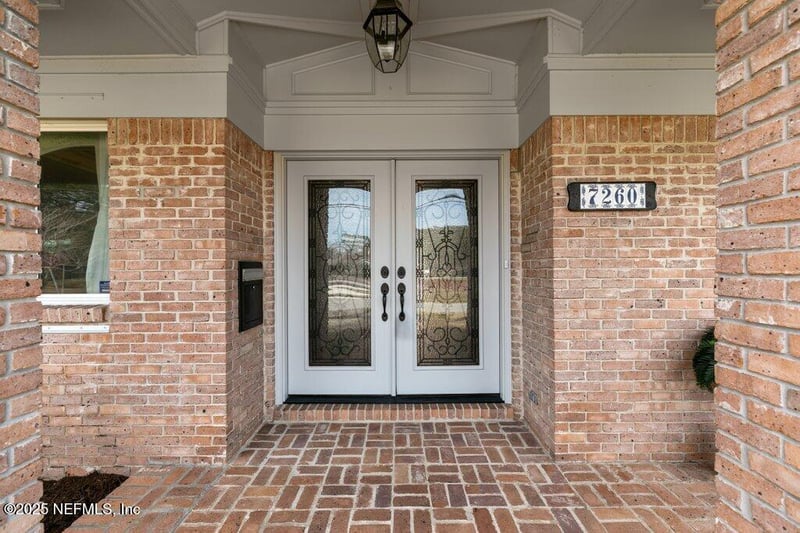 7260 Tonga Dr, Jacksonville, FL 32216