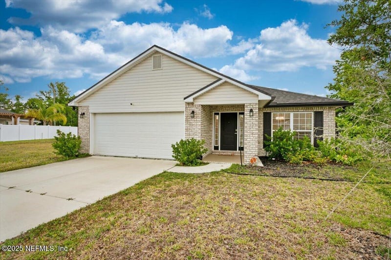 7271 Gateway Ct, Jacksonville, FL 32219