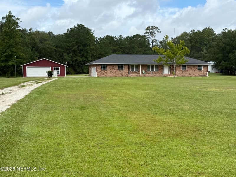 728 Tara Farms Dr, Middleburg, FL 32068