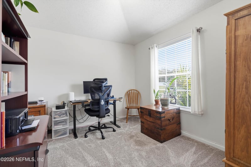 7285 Rapid River Dr E, Jacksonville, FL 32219