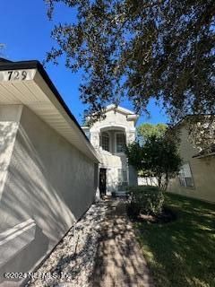 729 Turkey Point Dr, Orange Park, FL 32065