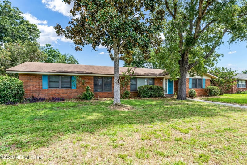 7307 Maple Tree Dr, Jacksonville, FL 32277