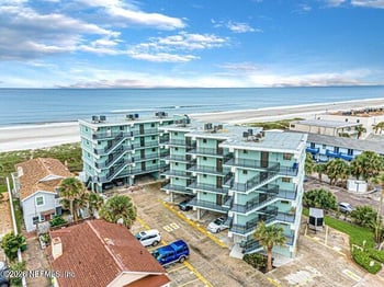731 1st St #5F, Jacksonville Beach, FL 32250
