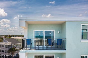 731 1st St #5F, Jacksonville Beach, FL 32250