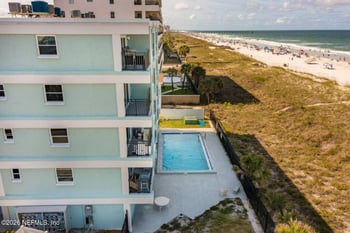 731 1st St #5F, Jacksonville Beach, FL 32250