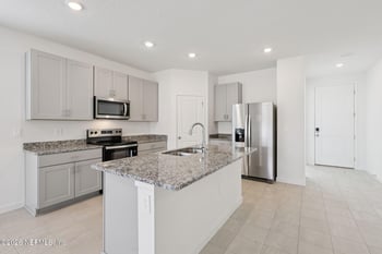 7317 Everett Forest Dr, Jacksonville, FL 32219