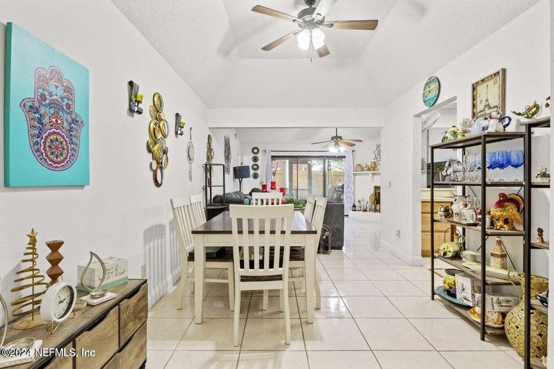 7324 Colony Cove Ln, Jacksonville, FL 32277