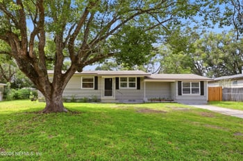 7328 Warner Dr, Jacksonville, FL 32244