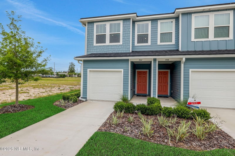 733 Sailor Grove Ln, Jacksonville, FL 32221