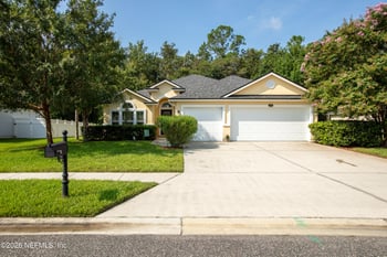 733 W Kings College Dr, St Johns, FL 32259