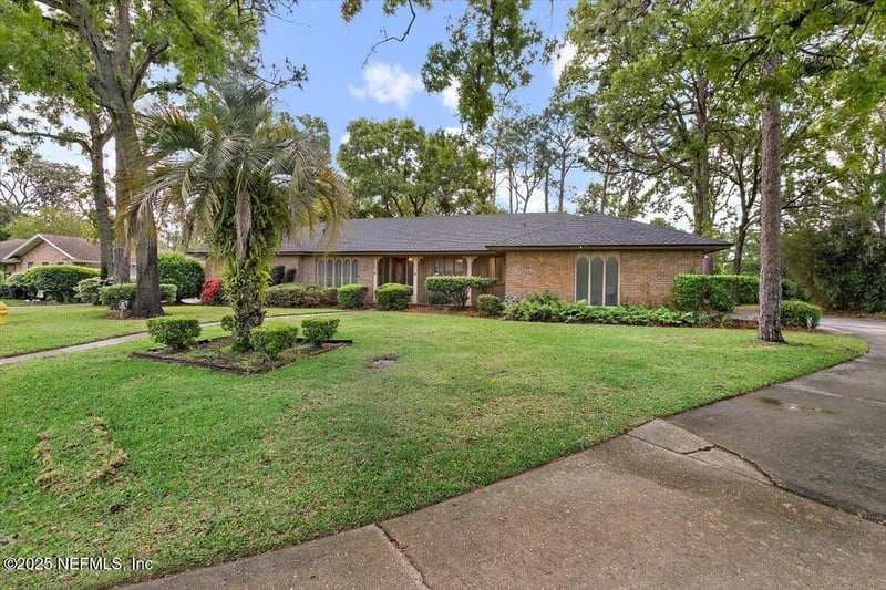 7332 Buckskin Trl S, Jacksonville, FL 32277