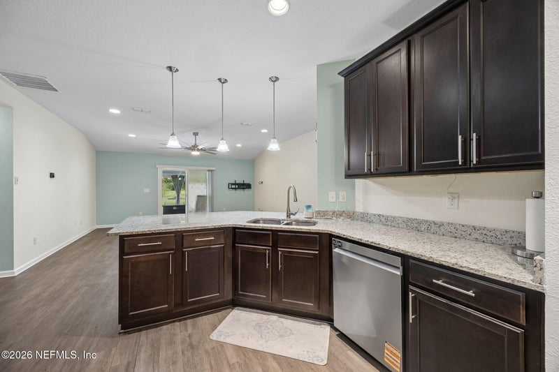 7336 Sycamore St, Jacksonville, FL 32219