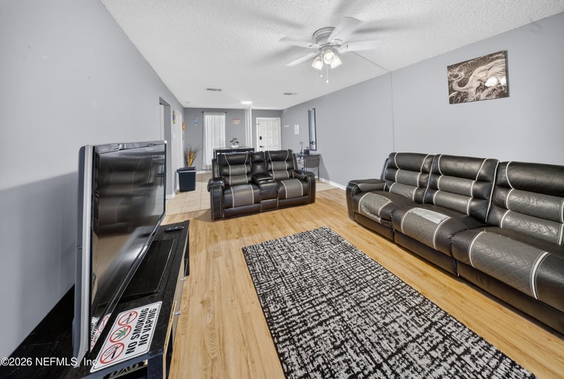 7346 El Barco Rd #4, Jacksonville, FL 32216