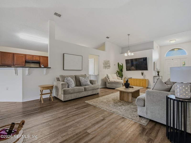 7357 Cumbria Blvd, Jacksonville, FL 32219