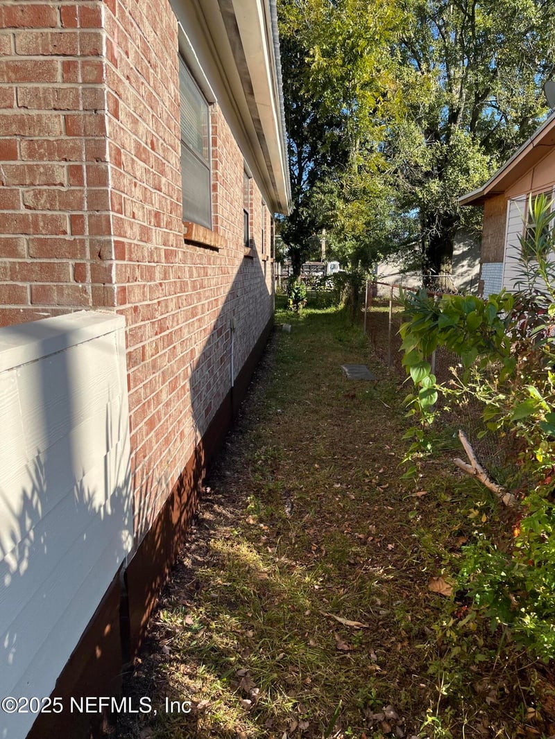 737 Minnie St, Jacksonville, FL 32204