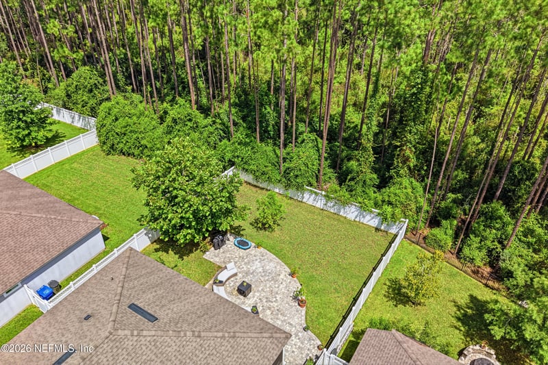 737 Shetland Dr, St Johns, FL 32259