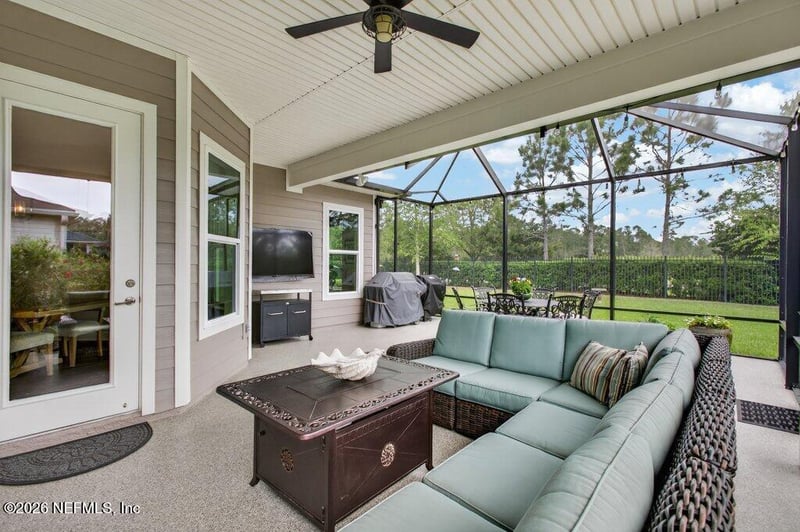 74 Pine Manor Dr, Jacksonville, FL 32081