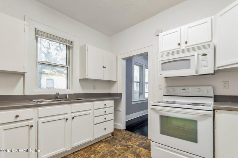 74 W 27th St, Jacksonville, FL 32206