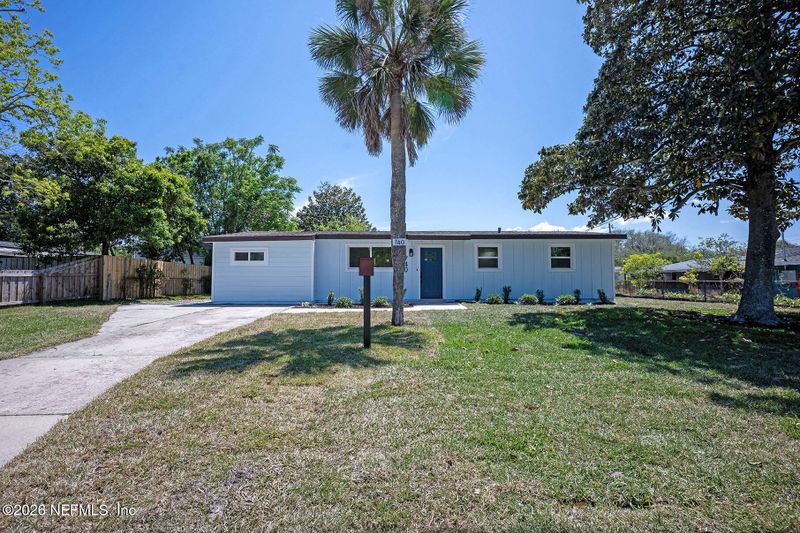 740 Bonita Rd, Atlantic Beach, FL 32233