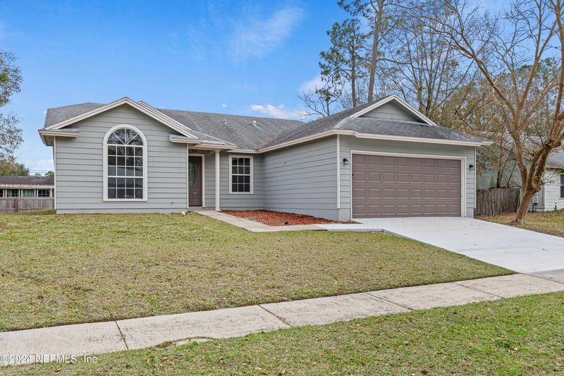 7403 Petrell Dr, Jacksonville, FL 32222