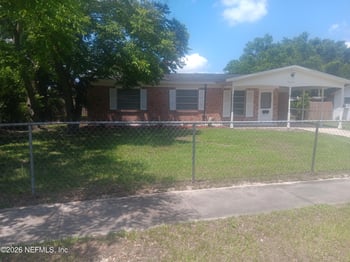 7405 Deepwood Dr, Jacksonville, FL 32244