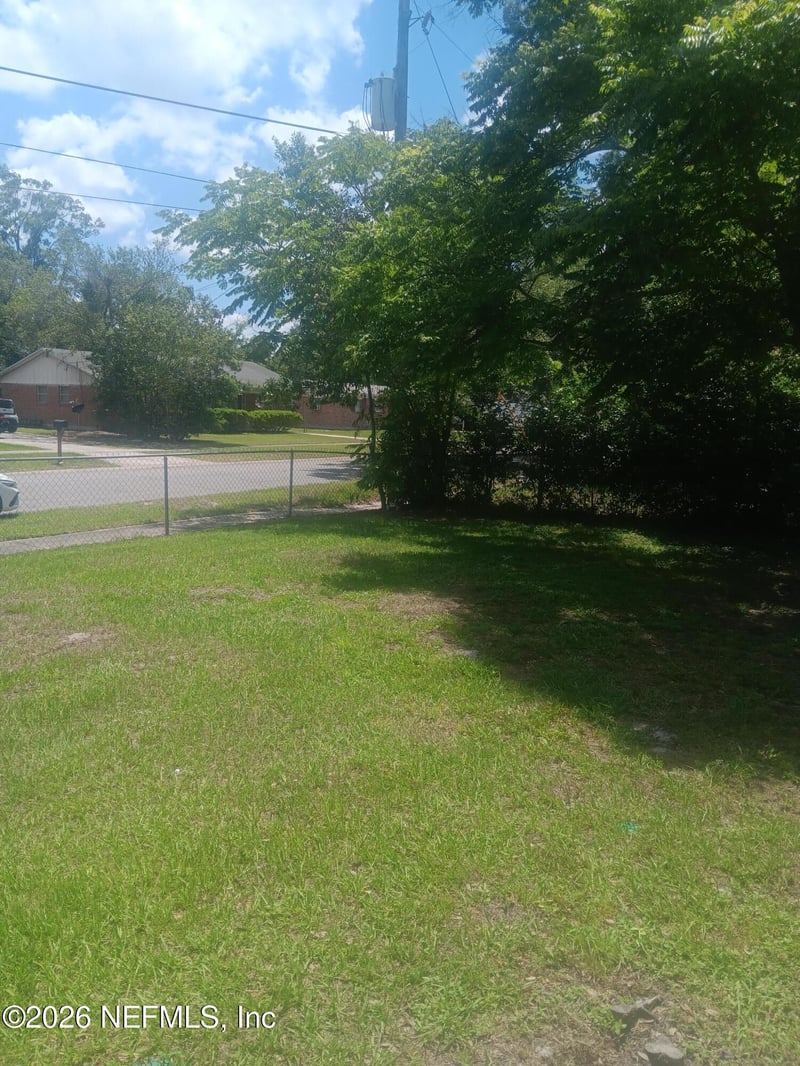 7405 Deepwood Dr, Jacksonville, FL 32244