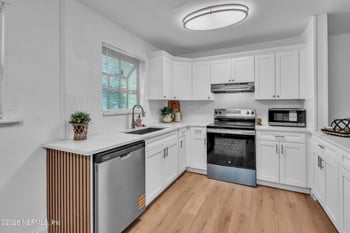7420 Stonehurst Rd S, Jacksonville, FL 32277