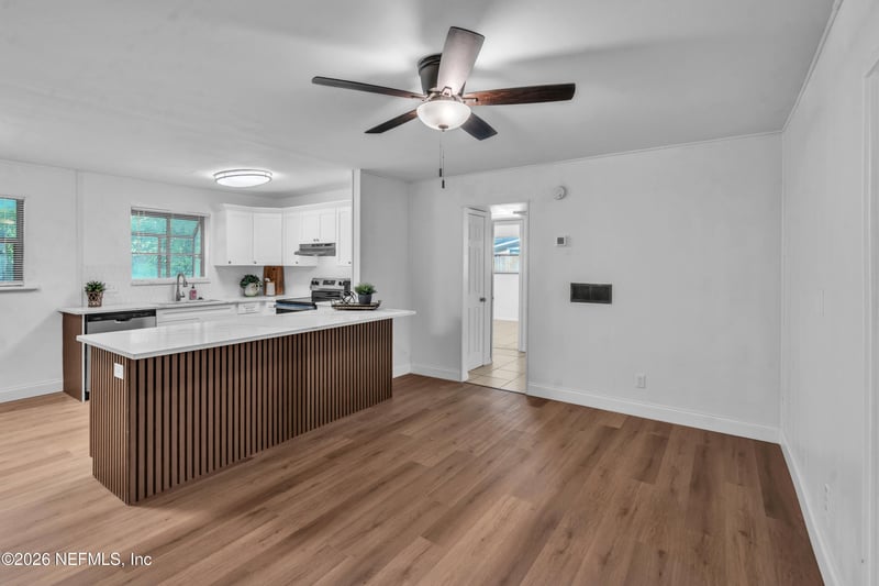 7420 Stonehurst Rd S, Jacksonville, FL 32277