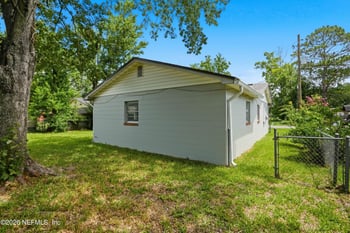 7428 White Alder Dr, Jacksonville, FL 32210