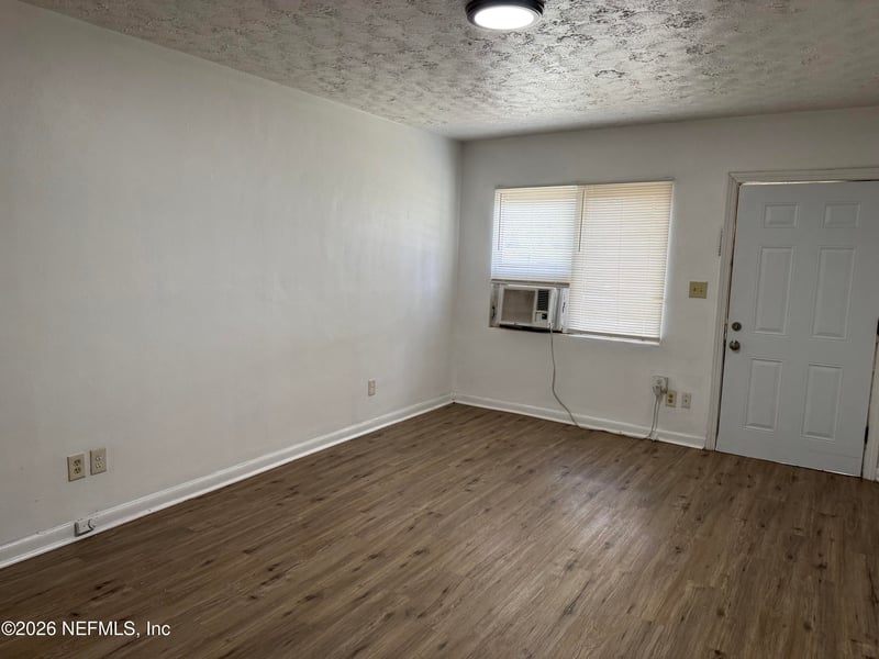 74287430 Grant Ave, Jacksonville, FL 32208