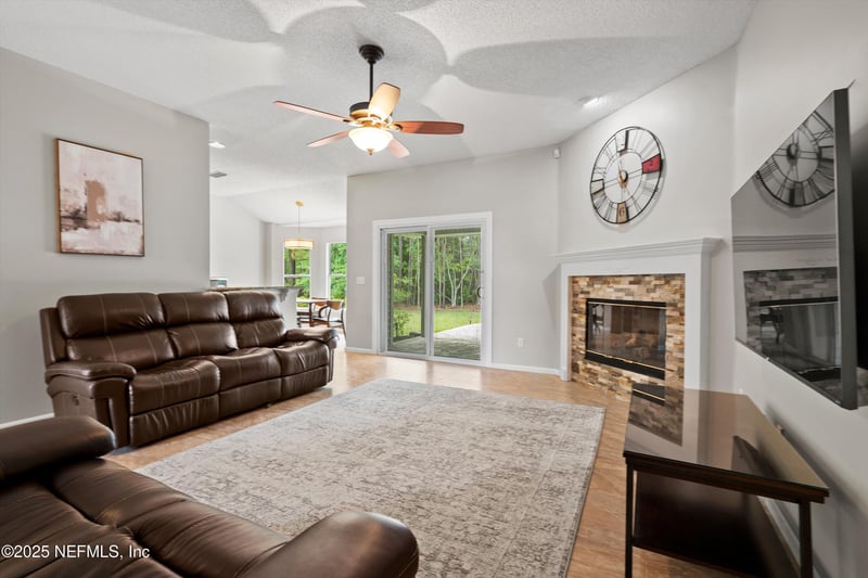 744 Fair Oaks Ln, Fruit Cove, FL 32259