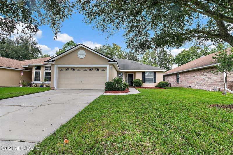 745 Mackenzie Cir, St Augustine, FL 32092