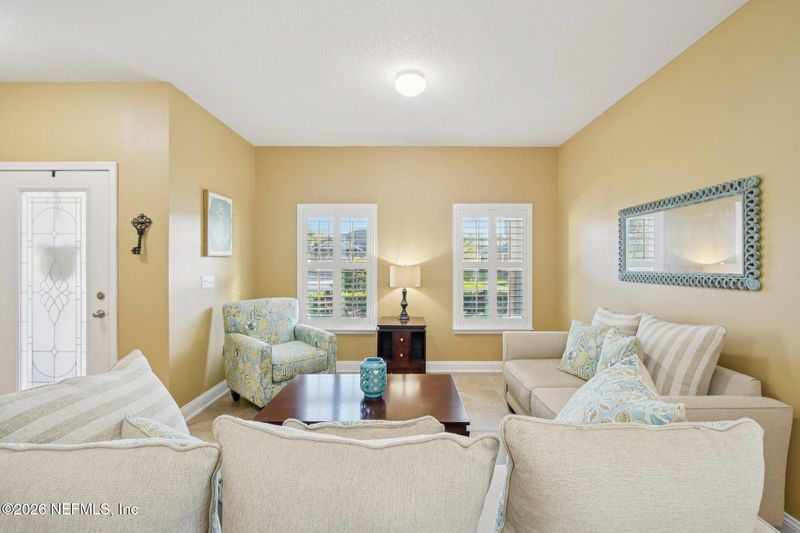 745 W Kings College Dr, St Johns, FL 32259