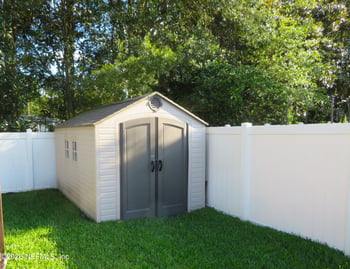 747 Sunny Stroll Dr, Middleburg, FL 32068