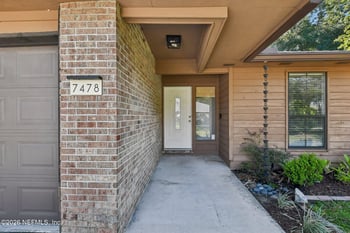 7478 Colony Cove Ln, Jacksonville, FL 32277