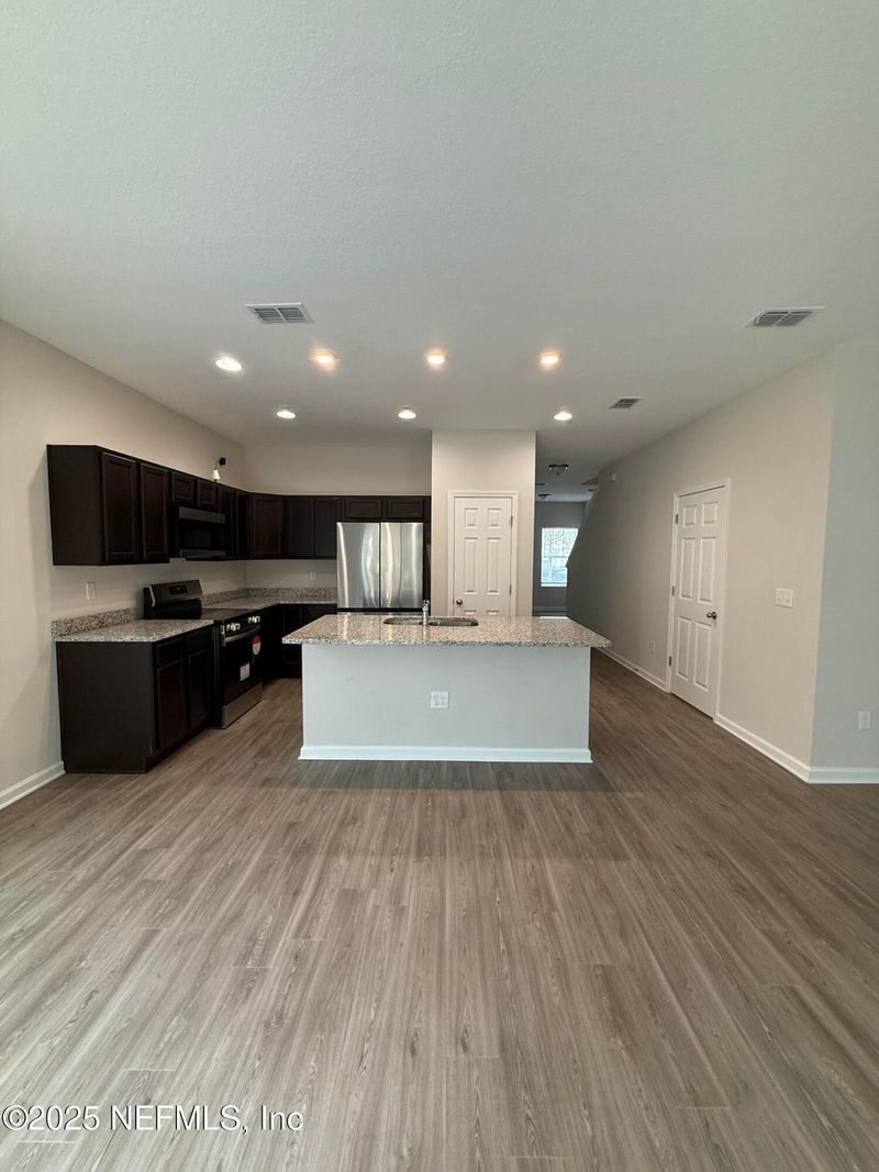 750 Talking Tree Dr, Jacksonville, FL 32205
