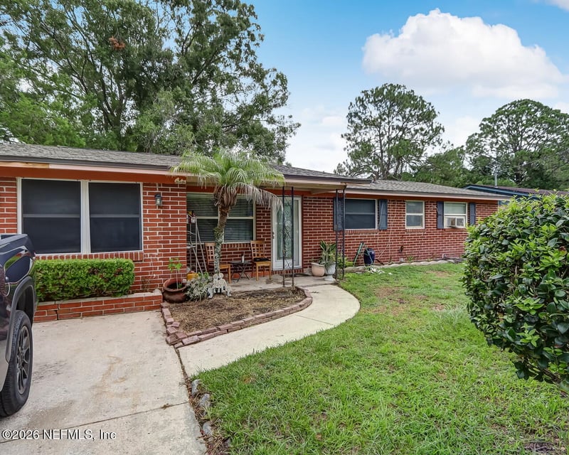 7501 John F Kennedy Dr E, Jacksonville, FL 32219