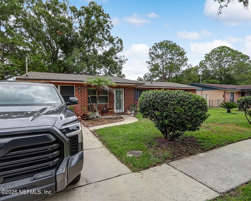 7501 John F Kennedy Dr E, Jacksonville, FL 32219
