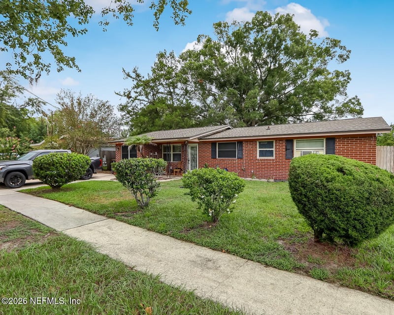 7501 John F Kennedy Dr E, Jacksonville, FL 32219