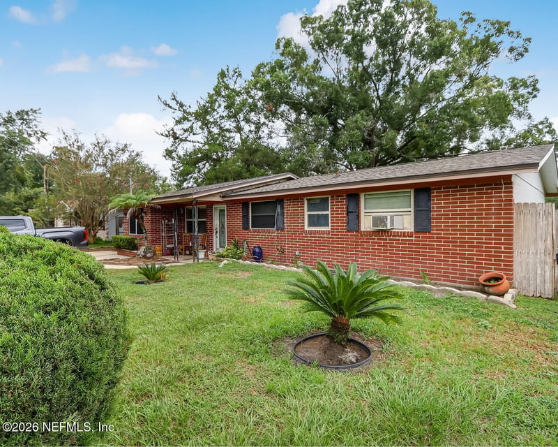 7501 John F Kennedy Dr E, Jacksonville, FL 32219