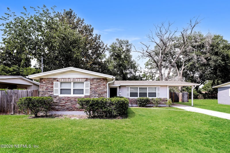 7519 Quitina Dr, Jacksonville, FL 32277