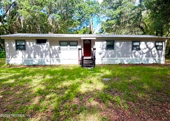 7526 NE 221st St, Melrose, FL 32666